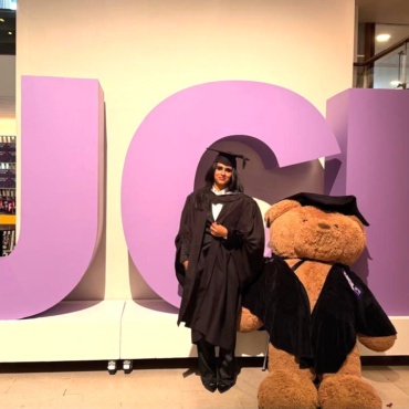 Sheikha Al-Thani earned a master’s degree from University College London UCL | شيخه ال ثاني
